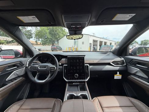 New 2026 GMC Acadia Denali Ultimate AWD/4WD image 29