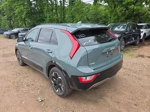 Used 2023 Kia Niro Wind w/ Wind Preserve Package FWD image 4