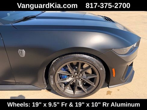 Used 2025 Ford Mustang Dark Horse image 14