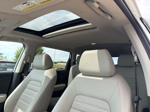 Used 2023 Honda CR-V EX-L image 11
