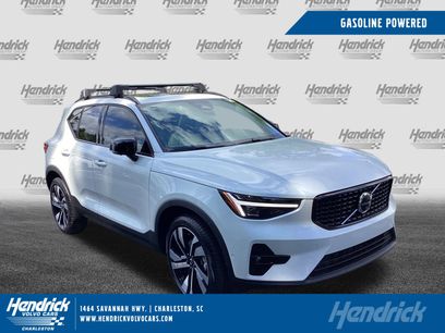 New 2026 Volvo XC40 B5 Ultra w/ Protection Package Premier