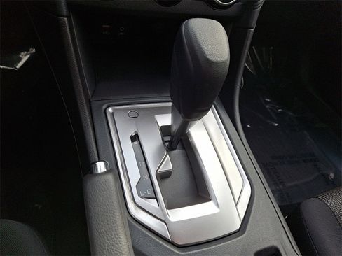 Certified 2023 Subaru Crosstrek 2.0i image 15