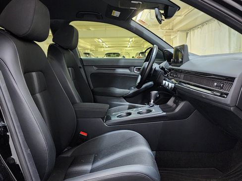 Used 2023 Honda Civic Sport image 22