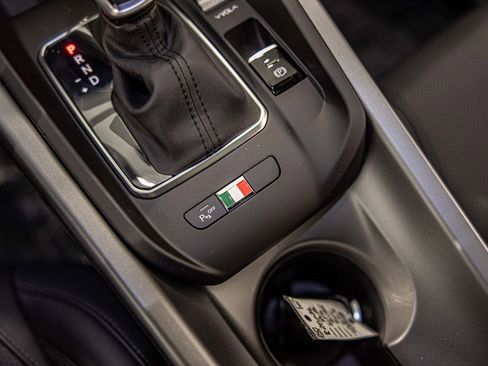 New 2025 Alfa Romeo Tonale w/ Premium Package image 30