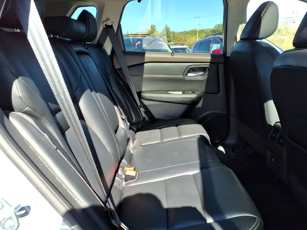Certified 2023 Nissan Rogue SL w/ SL Premium Package AWD/4WD image 11