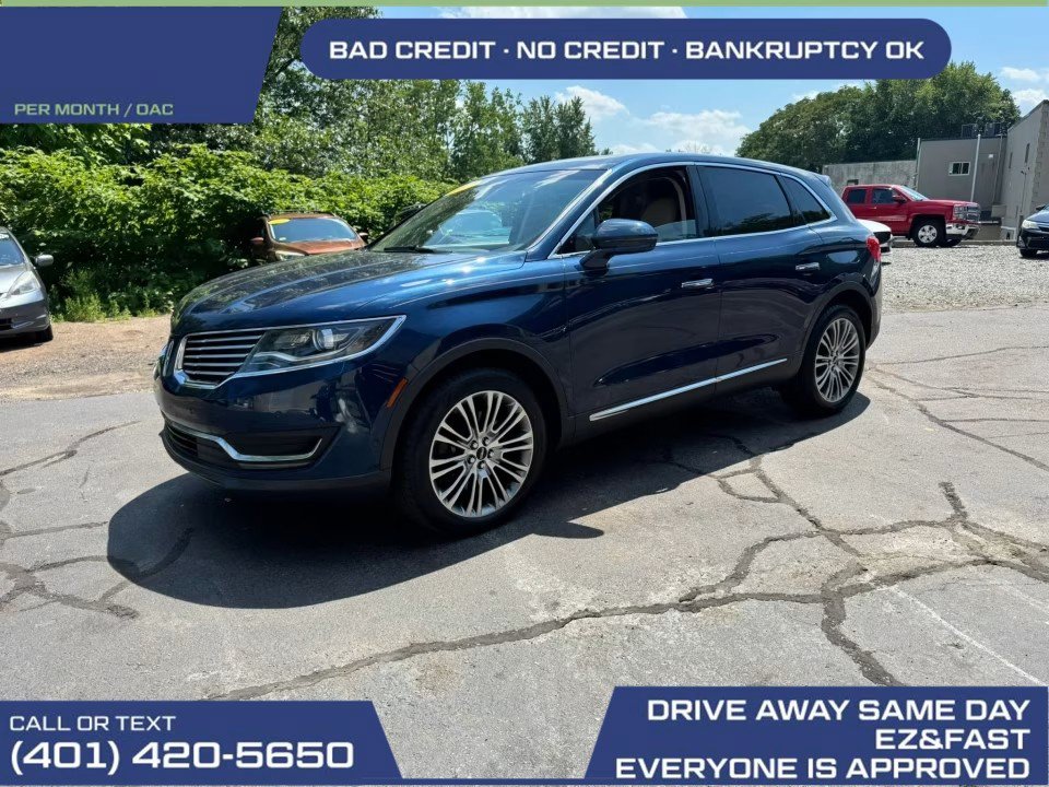 Used 2017 Lincoln MKX Reserve w/ Driver Assistance Package AWD/4WD image 3