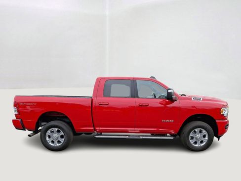 Certified 2024 RAM 2500 Big Horn w/ Sport Appearance Package AWD/4WD image 7