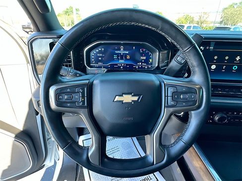 Certified 2024 Chevrolet Silverado 3500 High Country w/ High Country Premium Package image 11