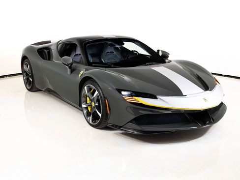 Certified 2023 Ferrari SF90 Spider AWD/4WD image 23