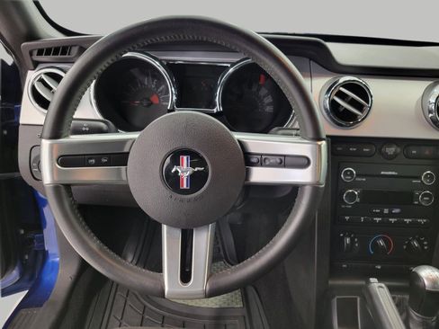 Used 2008 Ford Mustang GT RWD image 6