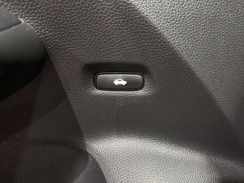 Used 2022 Honda Civic LX image 19