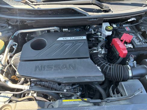 Used 2025 Nissan Rogue SV AWD/4WD image 30