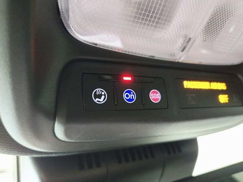 Certified 2023 Chevrolet Colorado Z71 w/ Z71 Convenience Package 2 image 31