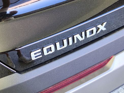 New 2026 Chevrolet Equinox LT image 10