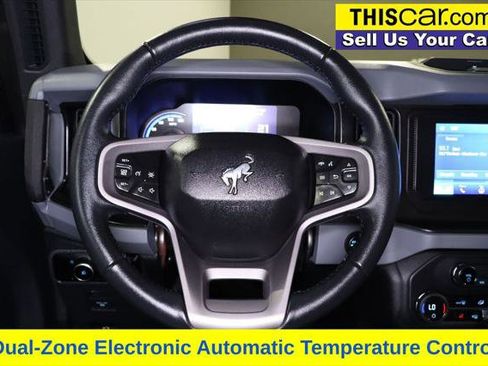Used 2023 Ford Bronco Big Bend w/ Sasquatch Package AWD/4WD image 20