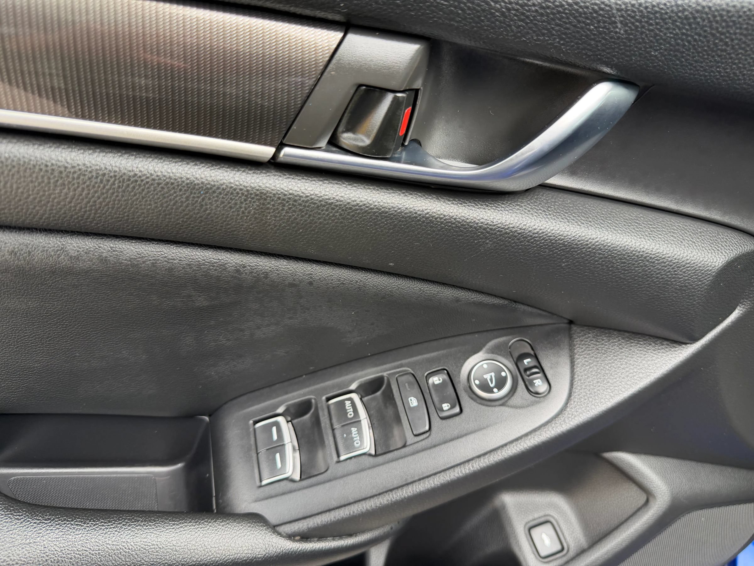 Used 2021 Honda Accord Sport image 15
