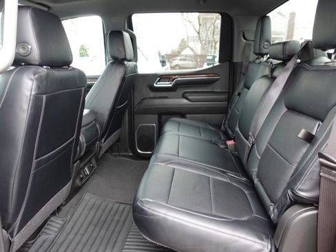 Used 2024 GMC Sierra 1500 Elevation image 22