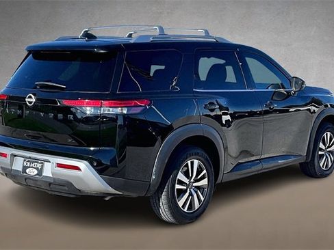 Used 2023 Nissan Pathfinder SL w/ Lighting Package (N92) image 2