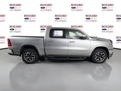 Used 2025 RAM 1500 Laramie AWD/4WD image 9