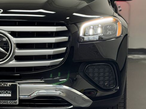 Used 2026 Mercedes-Benz GLS 450 4MATIC image 8