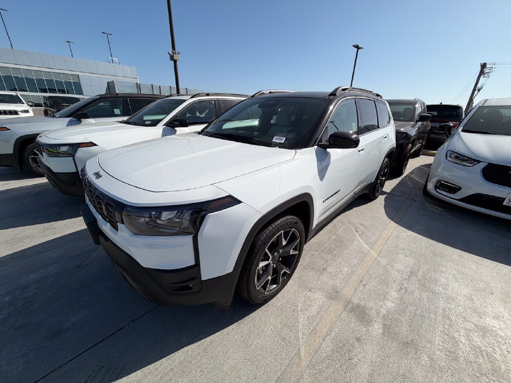 Used 2026 Jeep Cherokee Overland AWD/4WD image 1