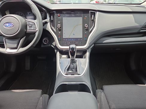 Used 2024 Subaru Outback Premium AWD/4WD image 22