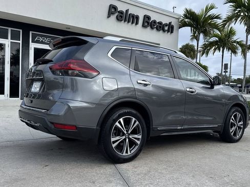 Used 2018 Nissan Rogue SL w/ Premium Package image 25