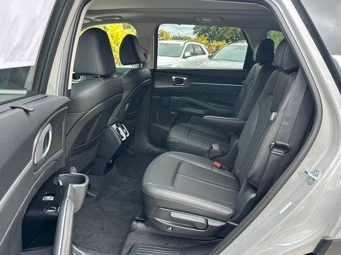New 2026 Kia Sorento SX image 14