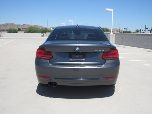 Used 2020 BMW 230i Coupe w/ Convenience Package RWD image 7