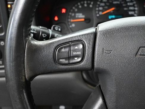 Used 2004 Chevrolet Silverado 1500 w/ Light Duty Power Package image 26