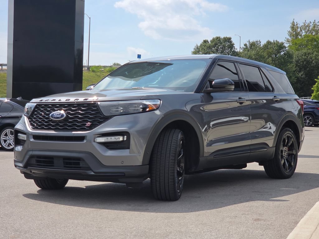 Used 2021 Ford Explorer ST w/ Equipment Group 401A AWD/4WD image 22