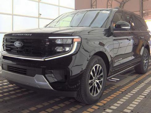 Used 2025 Ford Expedition Max Platinum AWD/4WD image 23