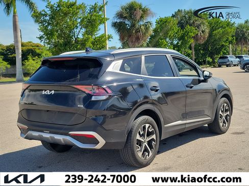 Certified 2023 Kia Sportage EX AWD/4WD image 6