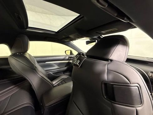 Used 2019 Lexus RC 300 AWD image 32