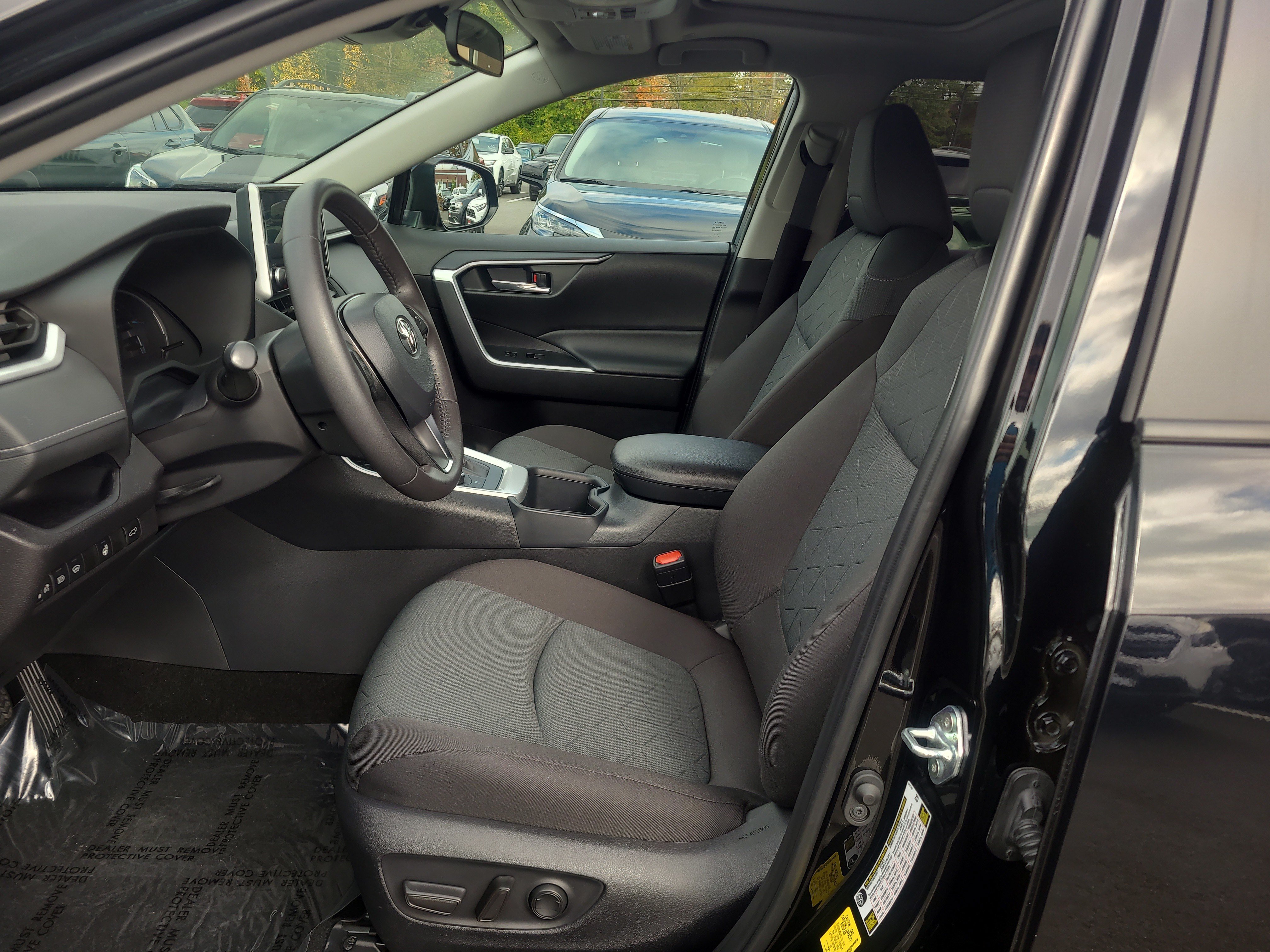 Certified 2025 Toyota RAV4 XLE w/ Convenience Package AWD/4WD image 16
