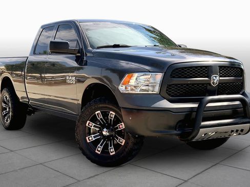 Used 2018 RAM 1500 Tradesman w/ Protection Group AWD/4WD image 3