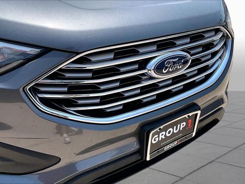 Certified 2021 Ford Edge SE FWD image 28