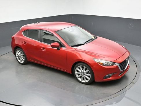 Used 2017 MAZDA MAZDA3 Touring FWD image 18