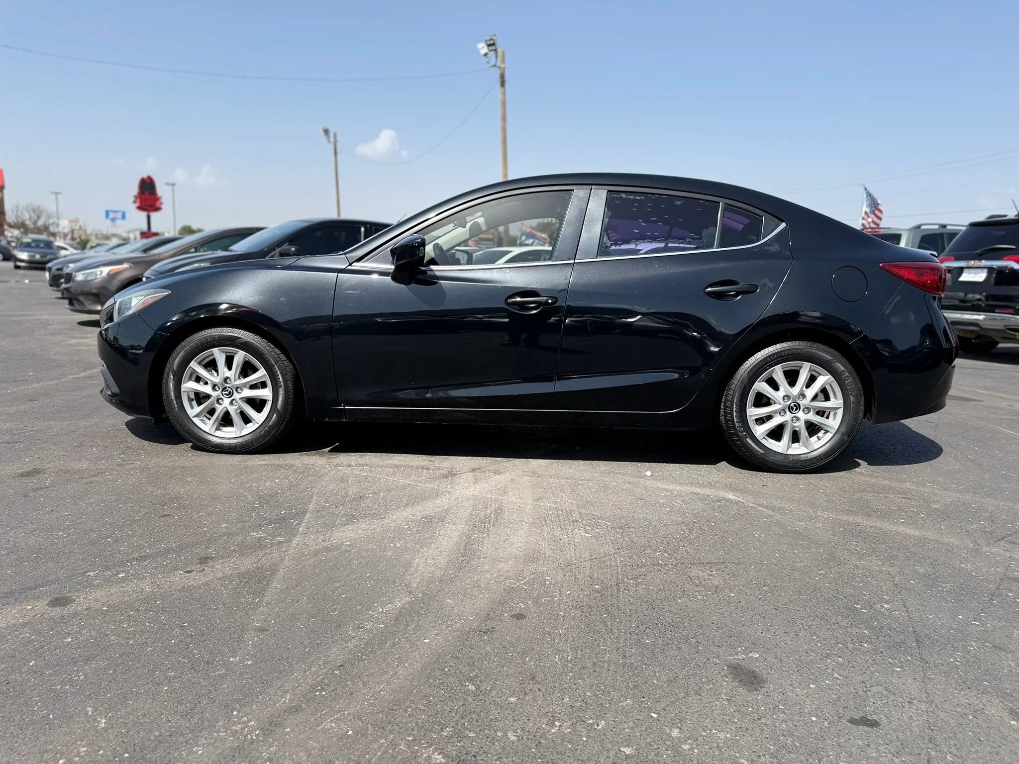 Used 2014 MAZDA MAZDA3 i Touring FWD image 6