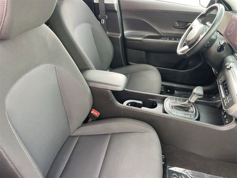 Certified 2024 Hyundai Kona SEL image 10