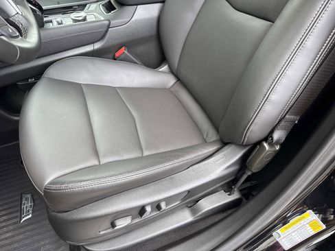 New 2025 Cadillac XT5 Premium Luxury w/ LPO, Floor Liner Package image 20