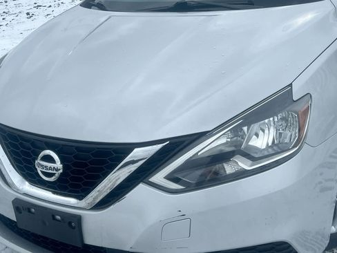 Used 2019 Nissan Sentra S w/ Appearance Package image 11