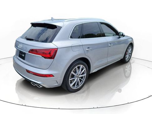 Certified 2023 Audi SQ5 Premium Plus w/ Premium Plus Package AWD/4WD image 4