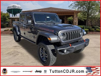 New 2025 Jeep Gladiator Mojave w/ Steel Bumper Group