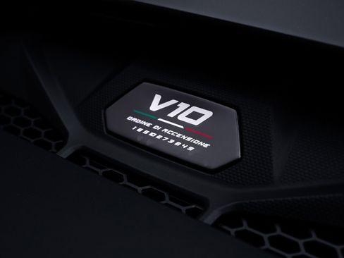 Used 2024 Lamborghini Huracan Sterrato image 46