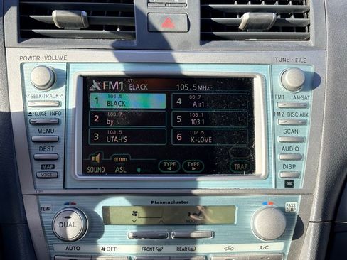 Used 2007 Toyota Camry Hybrid image 14