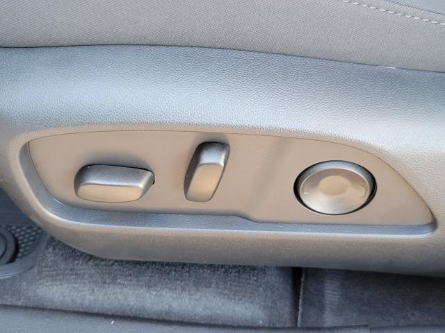 New 2027 GMC Terrain AT4 w/ Convenience Package III AWD/4WD image 15