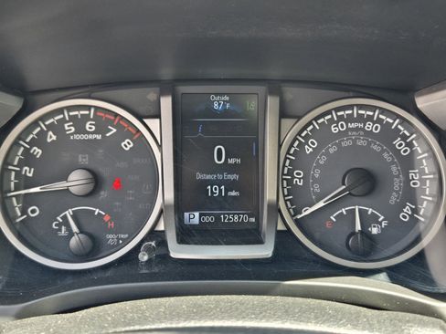 Used 2021 Toyota Tacoma SR5 image 13