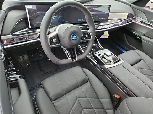 New 2026 BMW i7 eDrive50 w/ Executive Package RWD image 3