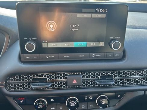 Used 2025 Honda HR-V Sport image 29